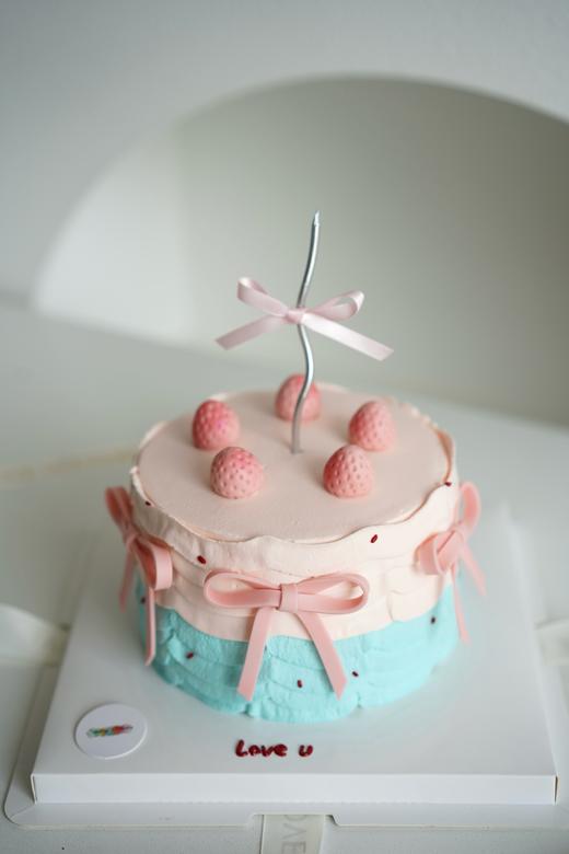 手绘奶油蛋糕 | 鲜果原味奶油 - 草莓蕾丝 商品图0