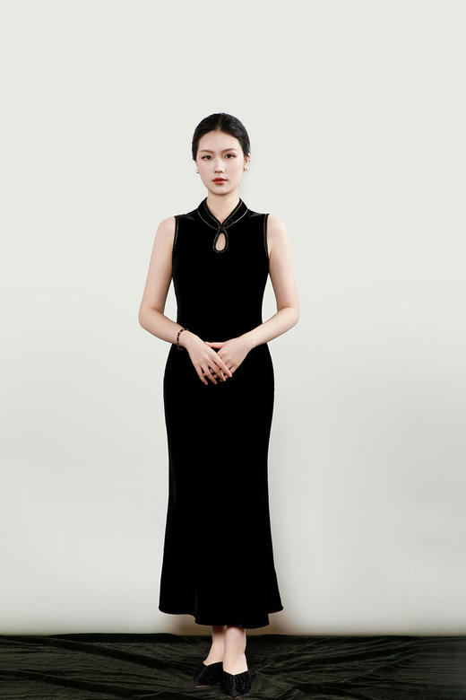 下架|盛唐婧| 重磅真丝绒水滴领旗袍连衣裙 商品图11