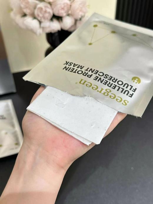 富勒烯蛋白灯泡肌面膜 商品图5