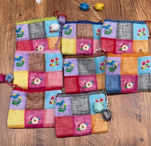 ZL民族文创韩式绣花竹节纱手工多功能包 商品图3