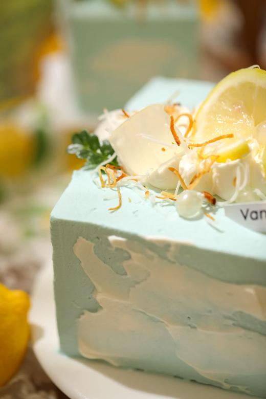 椰香藻蓝柠檬蛋糕 商品图3