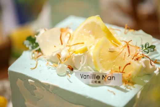 椰香藻蓝柠檬蛋糕 商品图1