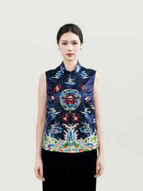 盛唐牡丹大师系列 | 石青色真丝手绣铆钉戎装坎肩 (盛唐牡丹与非遗传承人王小潇联名系列)