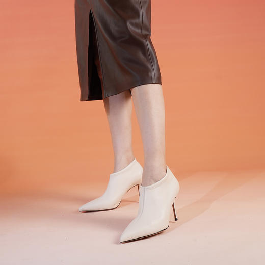 Westory极简弹力皮尖头高跟踝靴通勤百搭单鞋W25CM76551 商品图9
