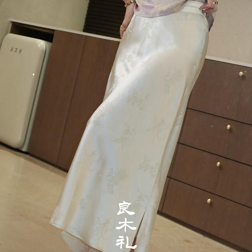 【不退不换】良木礼醋酸半裙（X7213） 商品图1