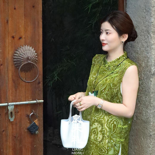 【不退不换】良木礼丝绒烧花上衣（X7427） 商品图3