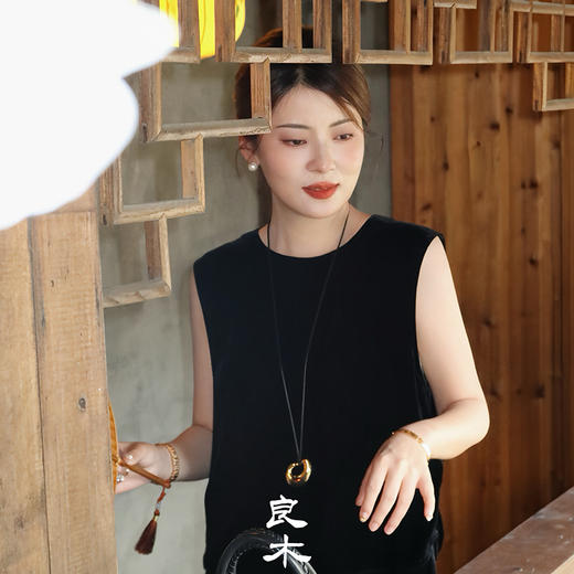 【预售7天】良木礼真丝丝绒上衣（X7322） 商品图1