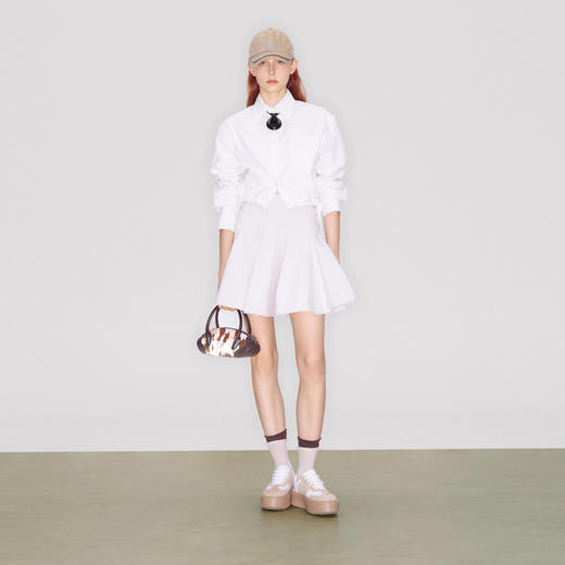 马君妍同款lost in echo2025早秋新款气质修身短款收腰衬衫上衣女 商品图0