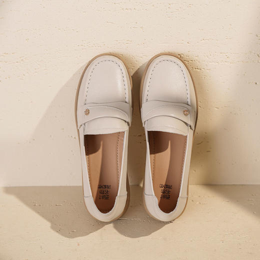 【秋季新款】西村名物2025年秋季新款厚底防滑粗跟软底舒适乐福鞋T25CM31471 商品图8