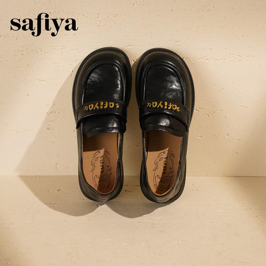 Safiya/索菲娅2025学院风字母扣圆头复古英伦百搭粗跟小皮鞋SFD3112068 商品图3