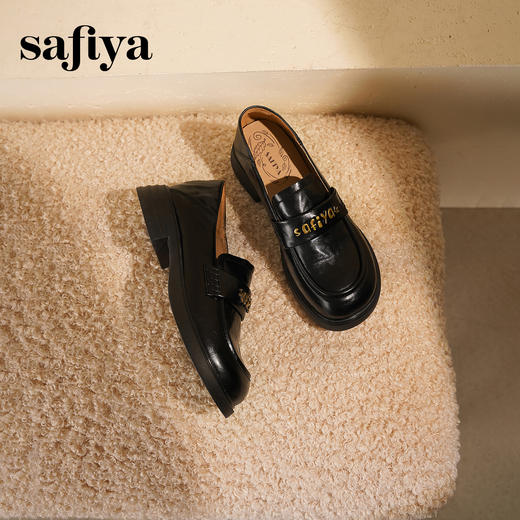 Safiya/索菲娅2025学院风字母扣圆头复古英伦百搭粗跟小皮鞋SFD3112068 商品图5