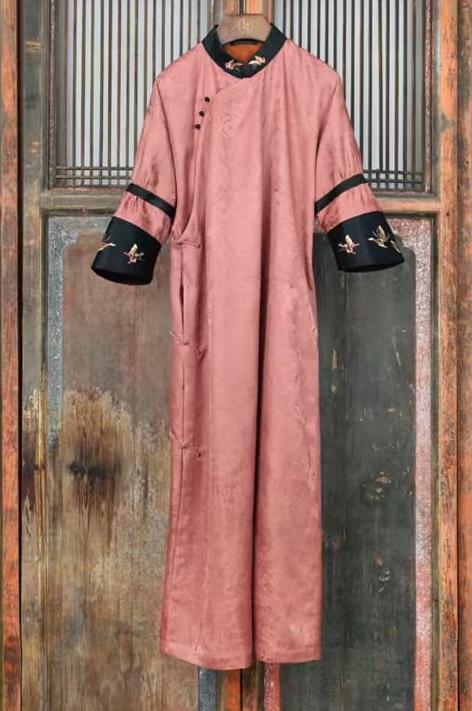 盛唐牡丹盛奢系列 | 手推绣蝴蝶真丝旗袍裙 商品图0