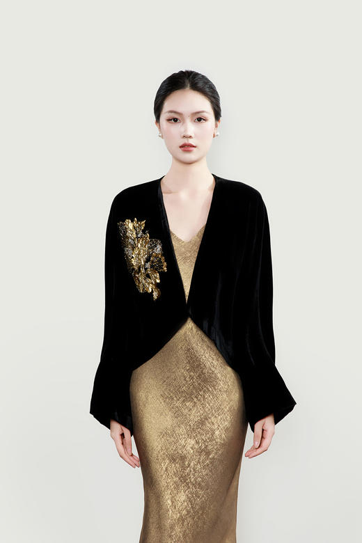 廷前观棠 | 金昭丝绒外套(售完不补) 商品图8