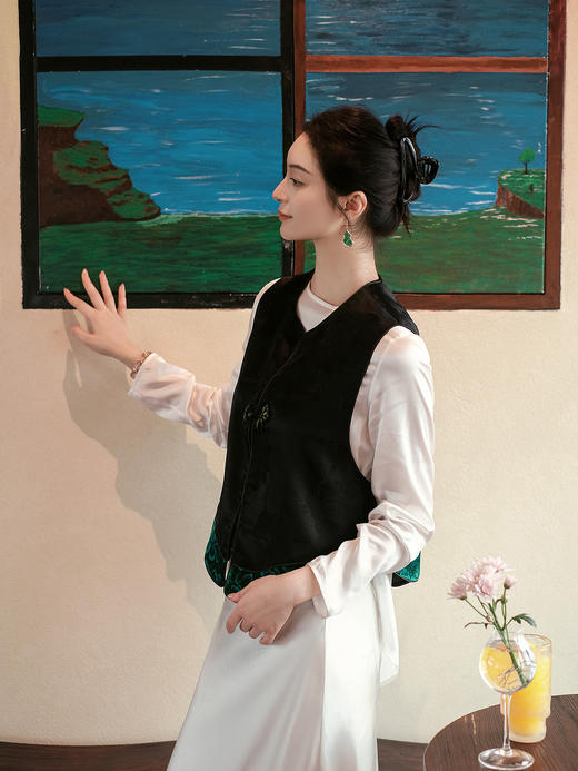 盛唐牡丹| 冠乐绉拼漳缎一粒扣马甲-绿色 商品图1