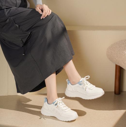 【秋季新款】西村名物2025年秋季新款厚底防滑平跟软底舒适休闲运动鞋小白鞋阿甘鞋T25CM31501 商品图6