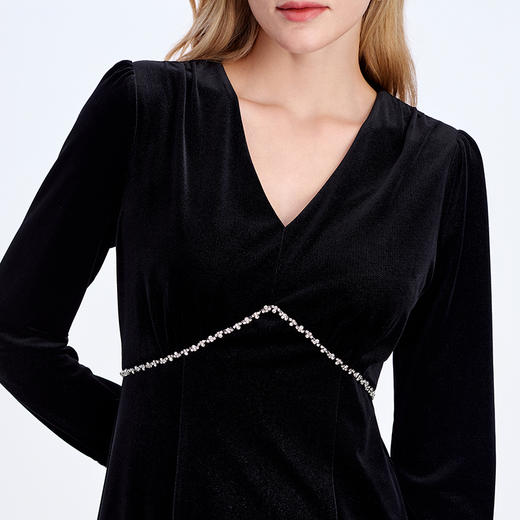 EITIE爱特爱经典缎面丝绒A摆优雅礼服裙8377008 商品图5