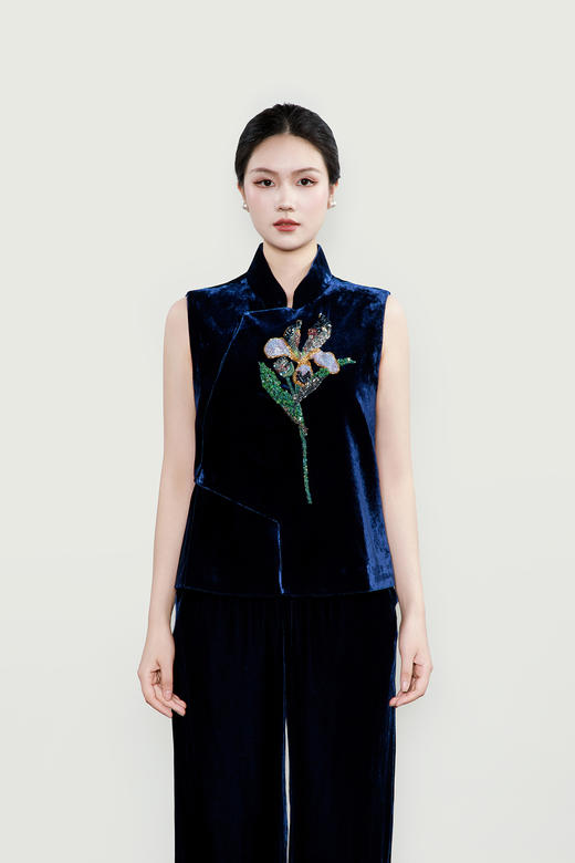 廷前观棠 | 乌鸢马甲 商品图2