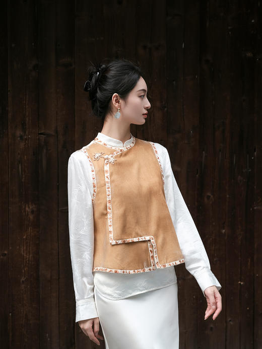 盛唐牡丹盛奢系列| 真丝丝绒手推绣偏襟马甲 商品图4