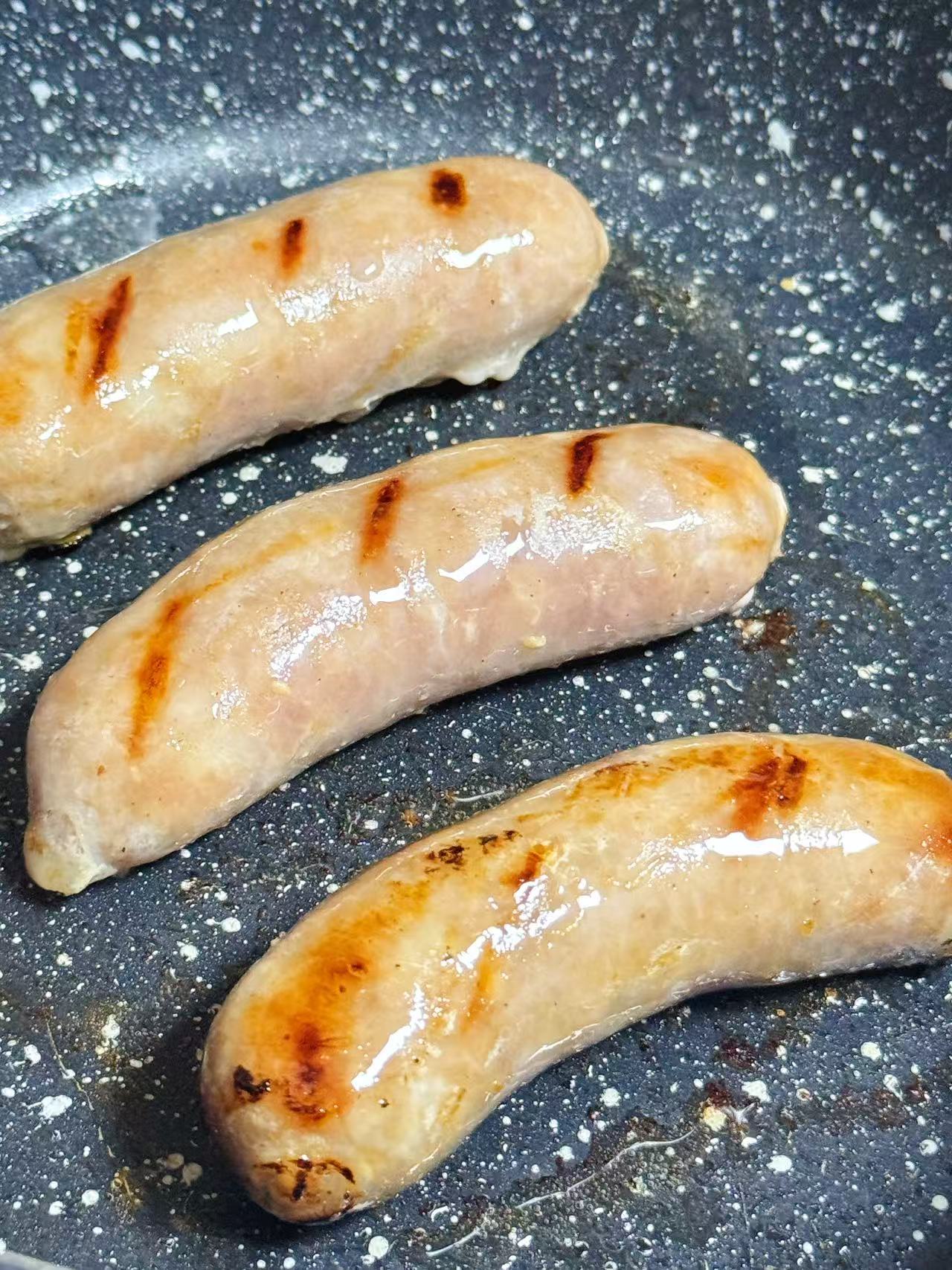 有机黑山猪鲜肉肠