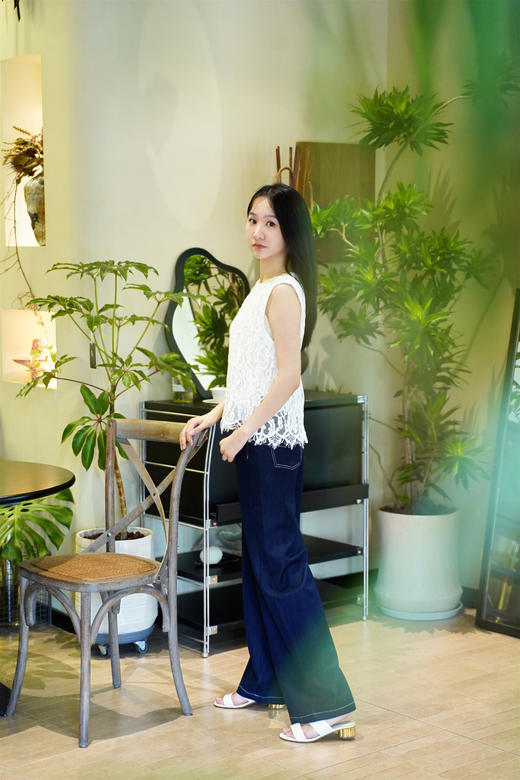 现货 臣禾	重工蕾丝无袖背心	JZ252050121 商品图6