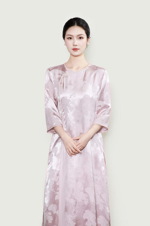 盛唐牡丹| 松鼠葡萄纹冠乐绉女长裙 商品图0