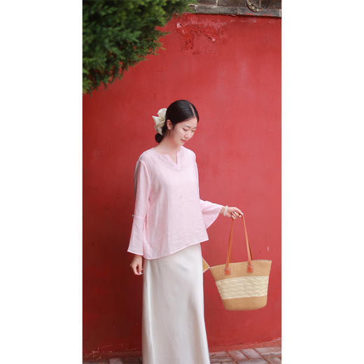 【抖音专属】逐光·套头衫（23708159-粉米） 商品图3