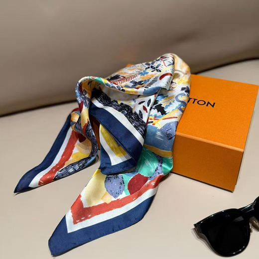 【不退不换】良木礼丝巾（027） 商品图4