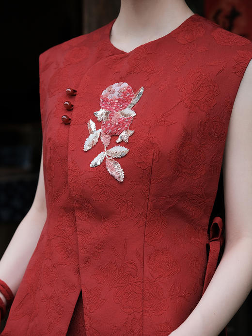 廷前观棠 | 榴绯纪马甲 商品图3