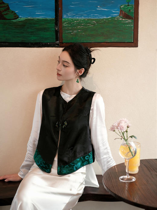 盛唐牡丹| 冠乐绉拼漳缎一粒扣马甲-绿色 商品图0