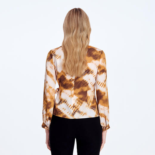 EITIE爱特爱茶歇随性慵懒小上衣8313010 商品图4