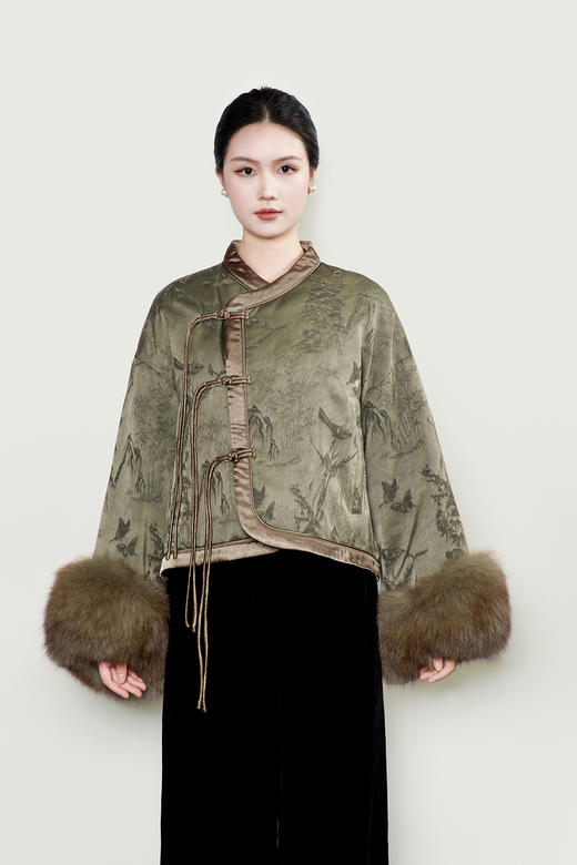 盛唐牡丹| 深豆绿提花偏襟皮草羽绒服 商品图0