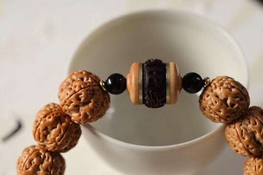 YJPT0014°金刚菩提手串1.4*1.5*15 商品图4