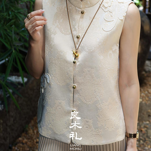 【不退不换】【预售7天】良木礼国风刺绣马甲（X7325） 商品图5