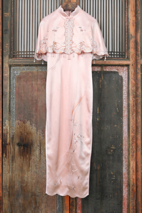 盛唐牡丹大师系列-卢梅红 | 绯棠真丝手绣披肩旗袍裙