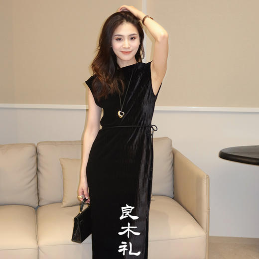 【预售7天】良木礼压褶背心连衣裙（X7432） 商品图0