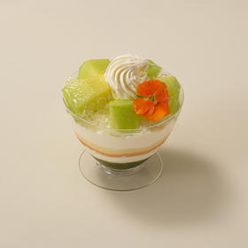 玫珑蜜瓜水果杯