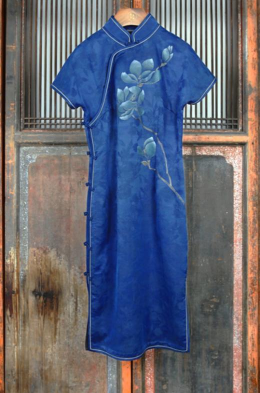 盛唐牡丹盛奢系列 | 真丝香云纱手绣旗袍裙-蓝色 商品图0