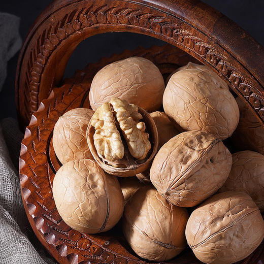 疆果乐 新疆薄皮核桃360g 商品图3