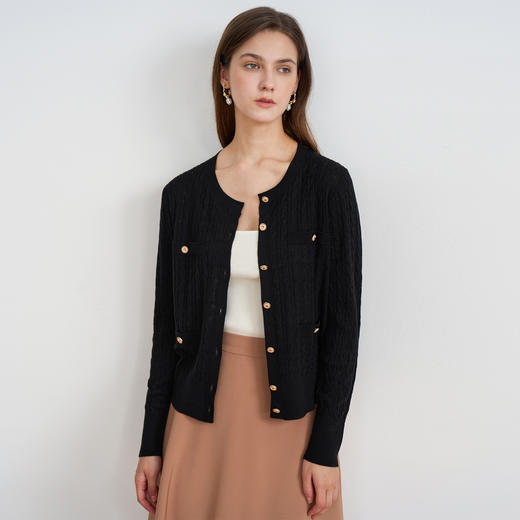 【香风针织开衫】EITIE爱特爱精致绞花舒适显瘦针织衫秋新款C2501814 商品图5