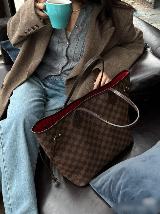 Lv nf 中号 棕棋盘格 红条纹内里 托特包 商品图2