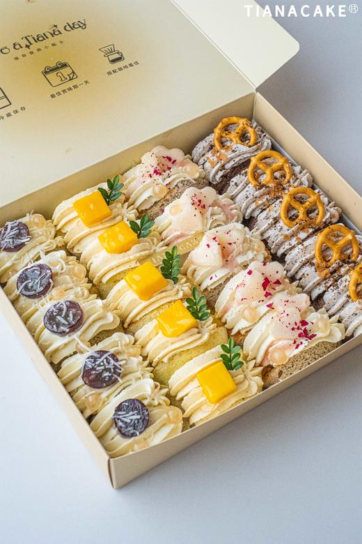 四拼煎蛋卷(夏黑葡萄 | 蜜桃焙雪 | 费洛蒙 | 咸奶油) 商品图0