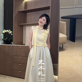 【不退不换】良木礼胸花上衣（飘带）（7875）