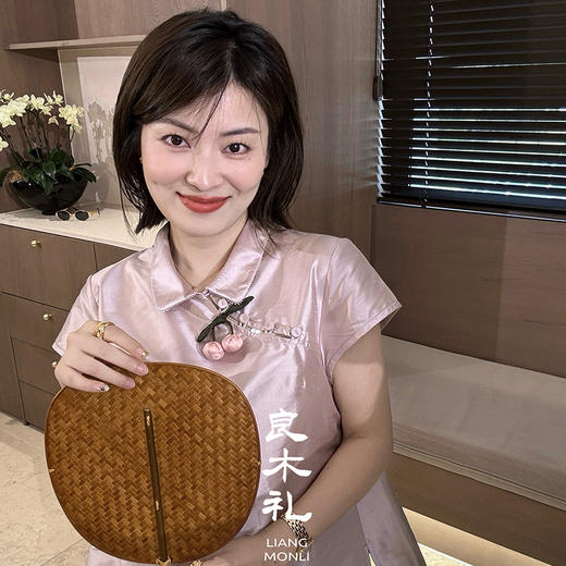 【预售7天】良木礼双宫真丝上衣(胸针）（X7247） 商品图1