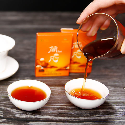 简凡240g(30g*8小盒) 商品图4