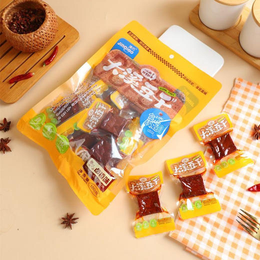 津巧大溪豆干卤香味/甜辣味180g 弹韧美味豆香 商品图3