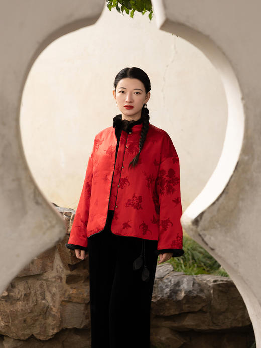 荷言HEYEN 海棠蛱蝶 大红色夹棉外套织金蝴蝶提花重磅真丝高定系列 商品图1