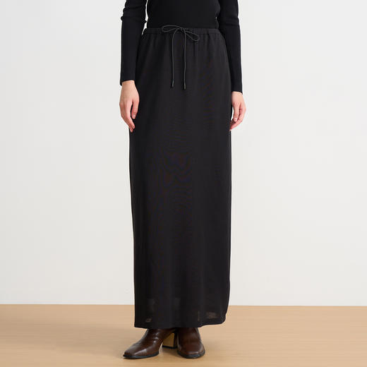 同款下架-EITIE爱特爱莱赛尔柔软舒适高腰极简长款黑色秋季新款半裙C2506814 商品图1