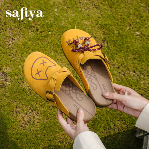 Safiya/索菲娅2025可爱卡通一脚蹬懒人休闲包头百搭软底勃肯拖SFD3110075 商品图6