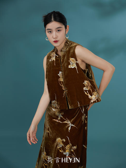 荷言GL 合璧 锦绒一枝花鎏金丝绒新中式马甲秋冬季 商品图2