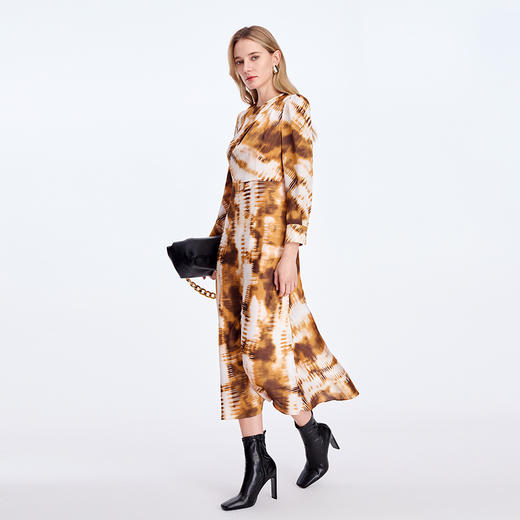 EITIE爱特爱圆领立裁褶裥设计凸显版型工艺质感连衣裙8307024 商品图2